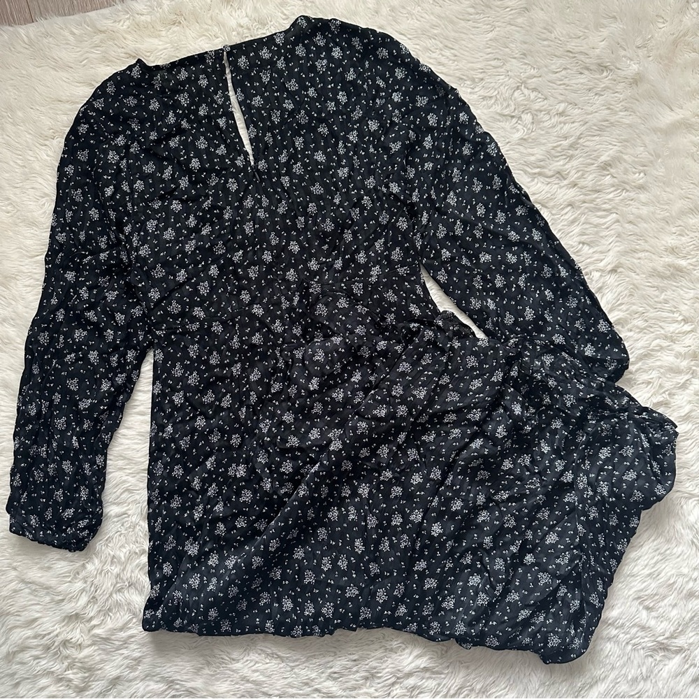 Madewell Dress Ruched Midi V-neck Long Sleeve Floral True Black 2 - Picture 3 of 14